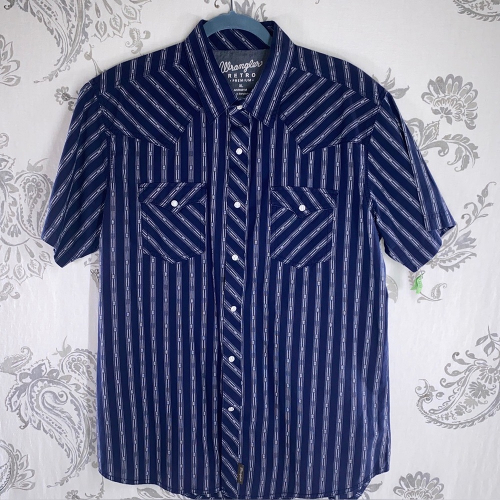 Wrangler Retro Western
Pearl Snap‎ Shirt Blue Striped
Cowboy Ranch